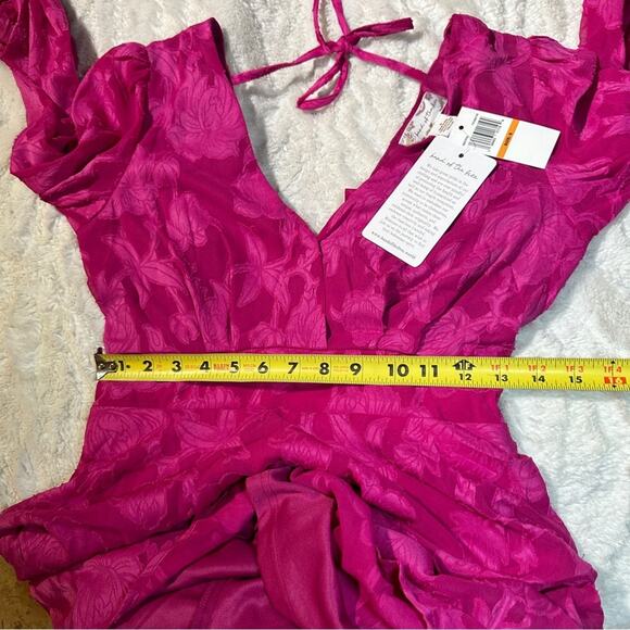 Band of the Free Size S Pink Kiss Me Peplum Tiered Mini Dress Date Night Resort - Picture 13 of 13